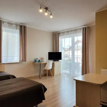 Kamena - I Najblizej Plazy בית הארחה קארוויה