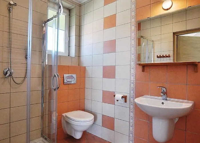 Pensionat Kamena - I Najblizej Plazy Karwia