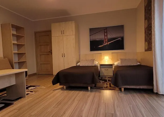 Kamena - I Najblizej Plazy Karwia