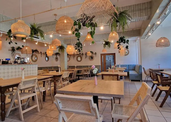 Kamena - I Najblizej Plazy Pensionat 3*