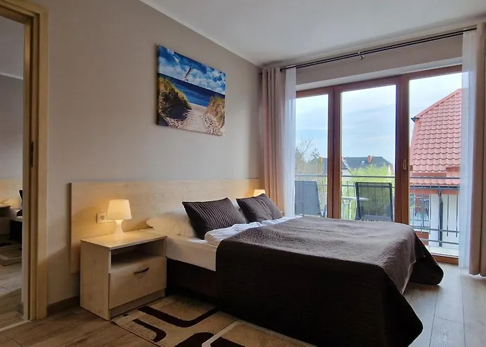 Kamena - I Najblizej Plazy Karwia