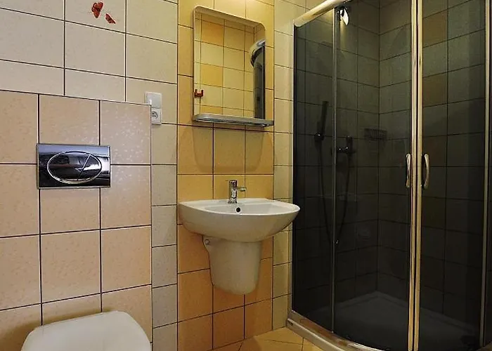 Kamena - I Najblizej Plazy Karwia